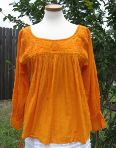Hand embroidered Mexican Blouse / Tunic