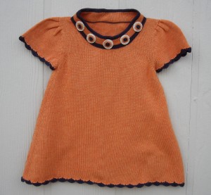Hand knitted Girl Dress "Mandarina"