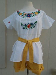 Hand embroidered Mexican Blouse